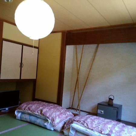Готель Onsen Minshuku Oomuraya No.1 Сінґу Екстер'єр фото